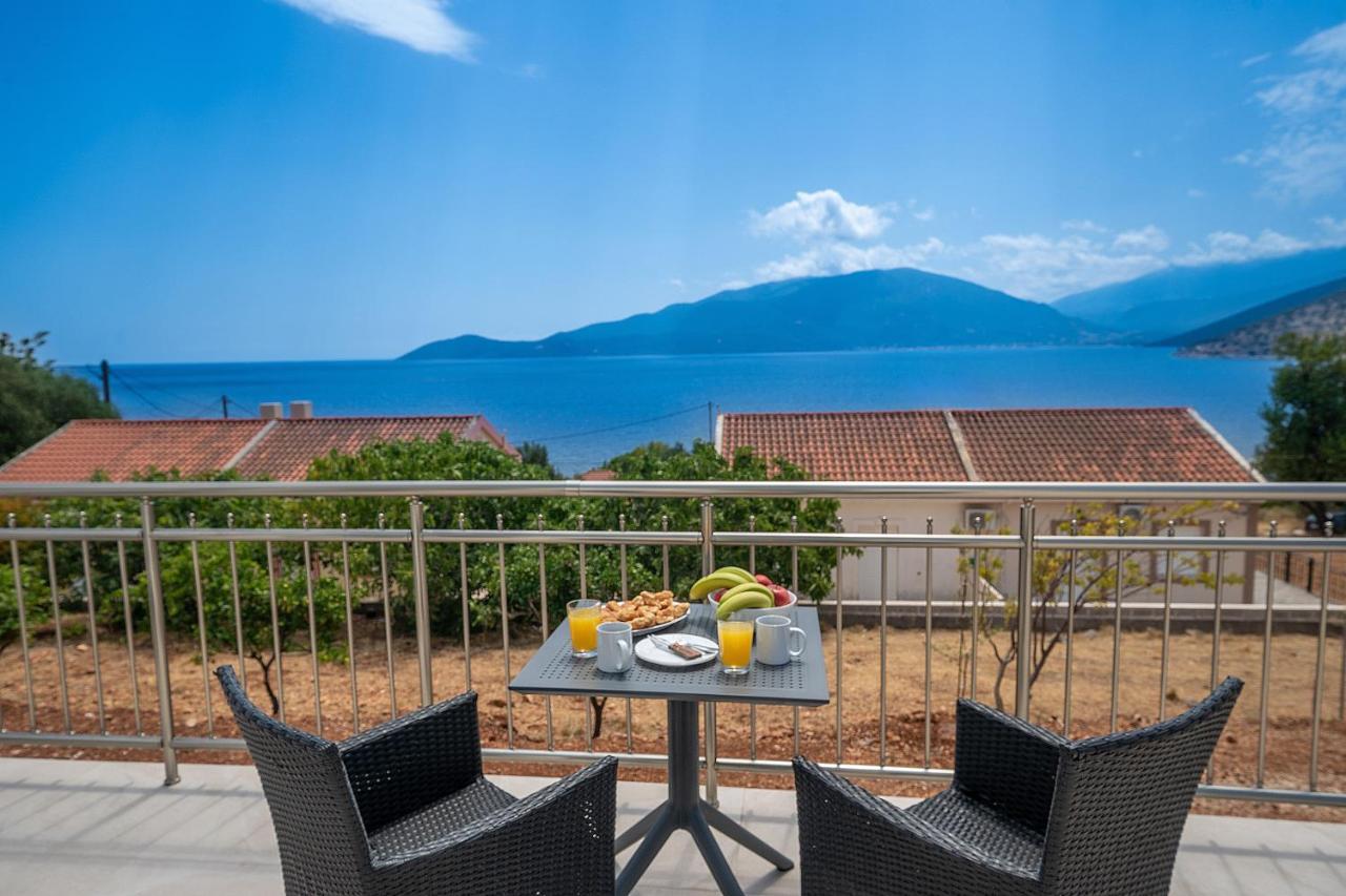 Maritina'S Apartments Amazing Sea View Agia Efimia Eksteriør billede