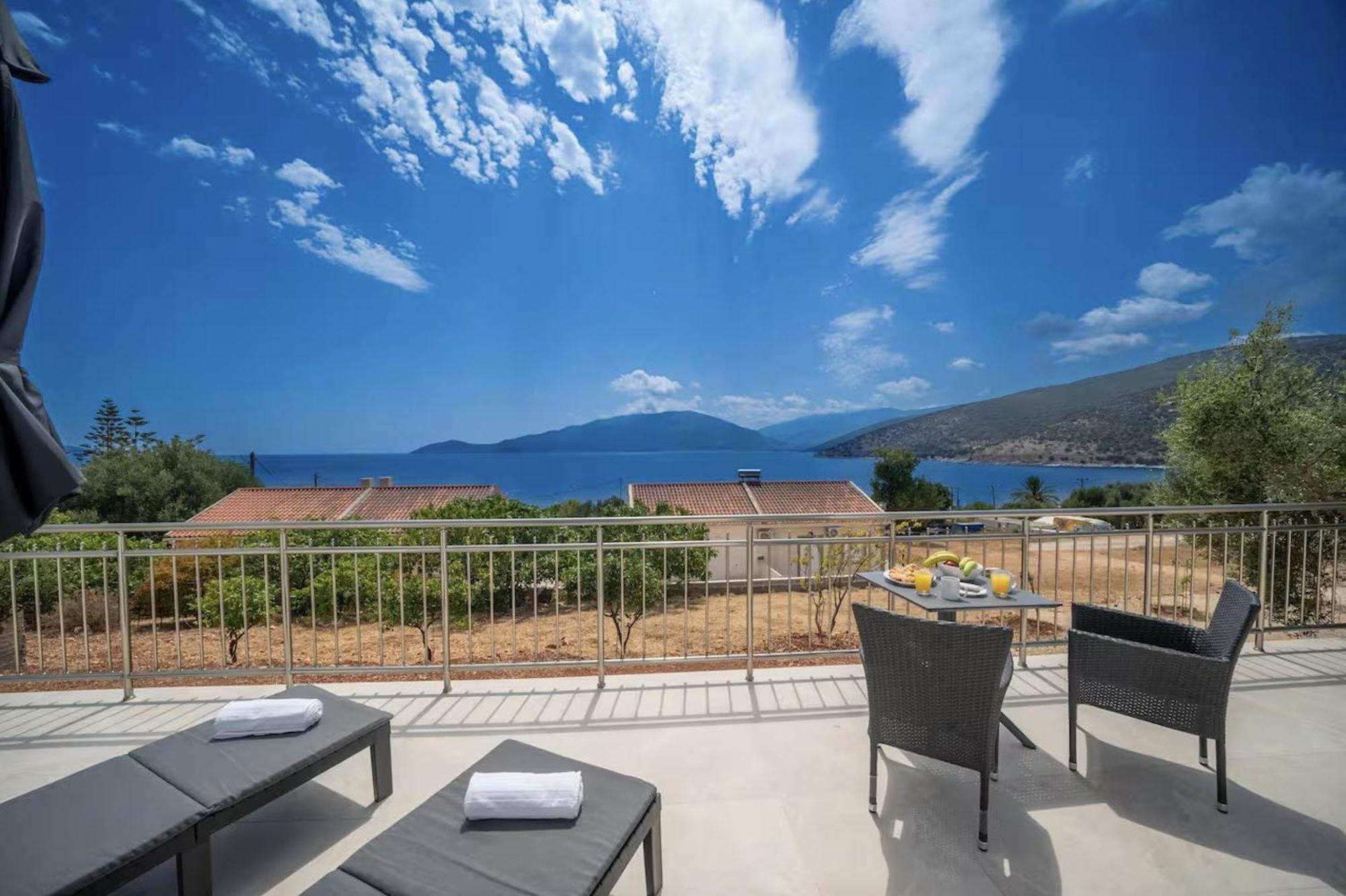 Maritina'S Apartments Amazing Sea View Agia Efimia Eksteriør billede